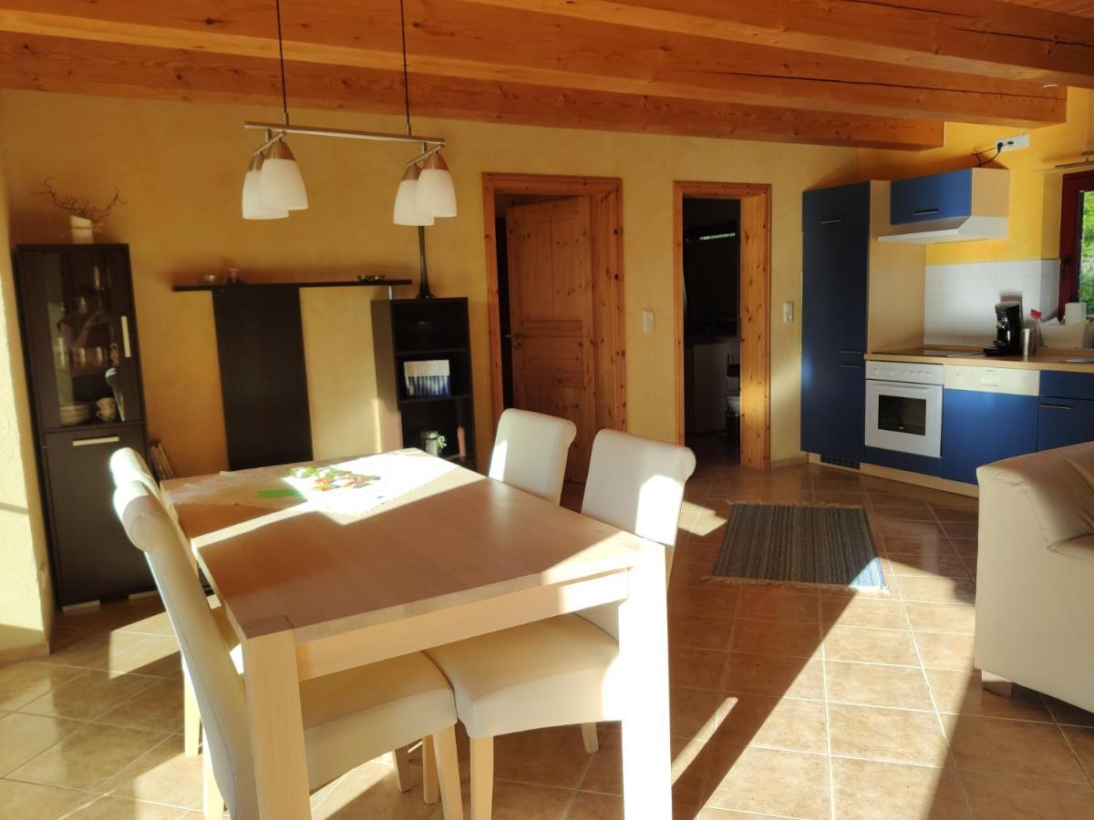 Oasee Apartment *
